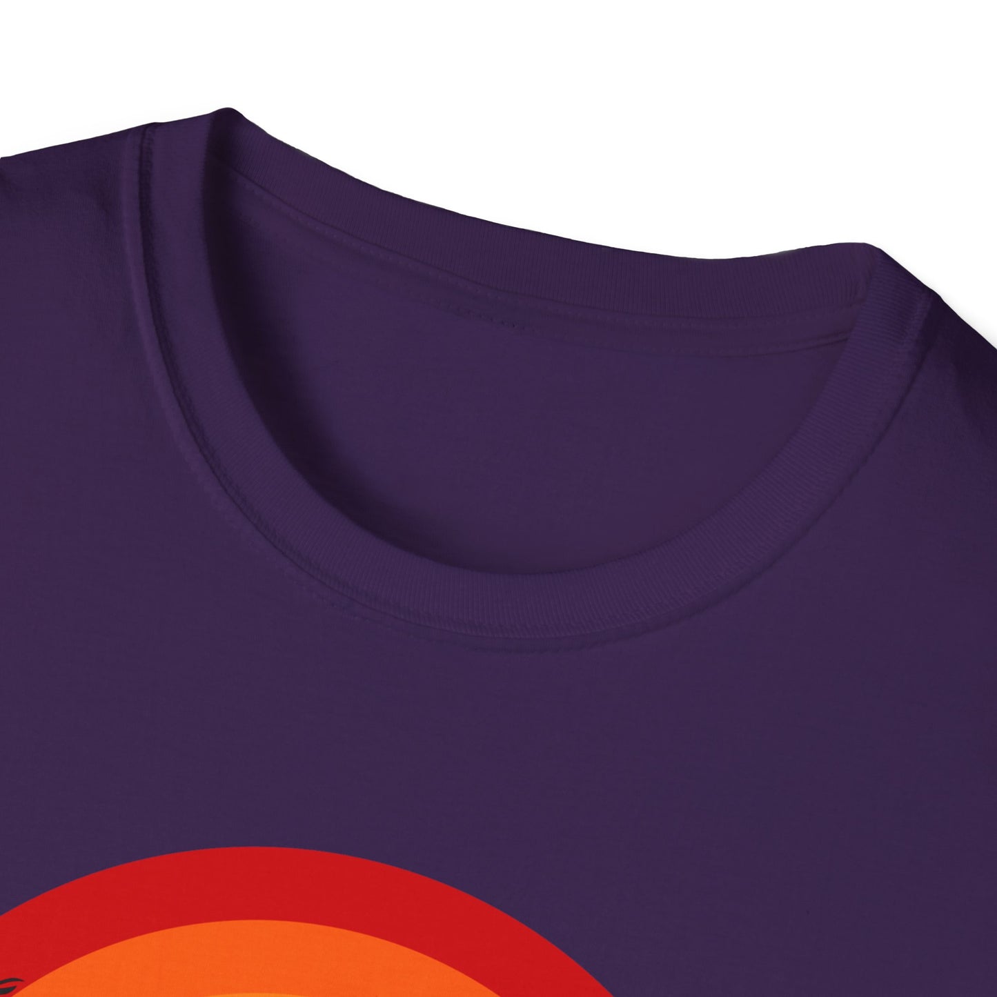 T-Shirt with Tropical Sunset Design, Relaxing Tee, Perfect for Beach Lovers, Great Gift for Vacations, Ideal for Summer Casual Wear